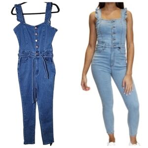 Almost Famous Juniors' Ruffle-Strap Skinny Denim Overalls. Belted. Size Large.